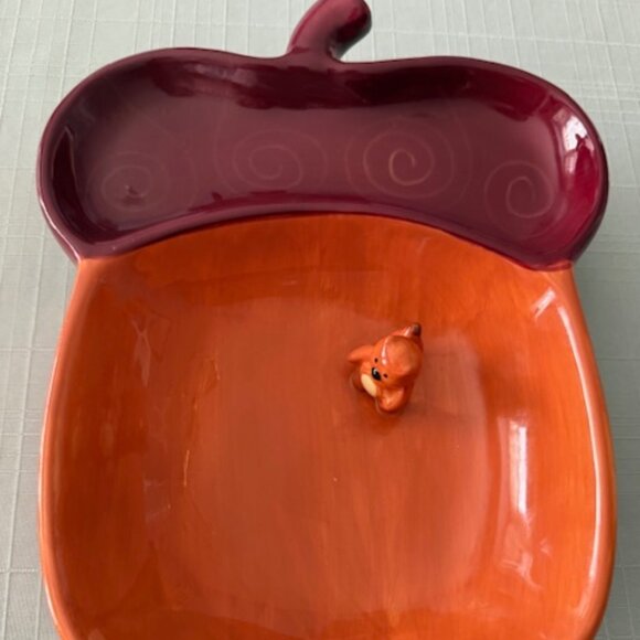 Whimsical Russ Berrie Fall /Autumn Acorn Candy Dish/Bowl with Cute Squirrel - Picture 1 of 6